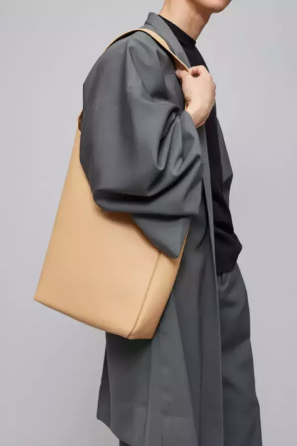 「メンズ着物「Y. ＆ SONS」がアパレルブランド「AURALEE」とのコラボコレクション新作を発表」の画像