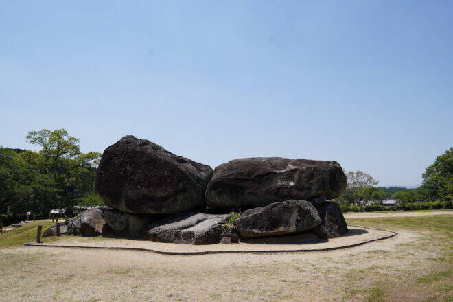 奈良・明日香村にある謎の石造物！その名も「マラ石」とは？正体不明の陽石のことを考えた