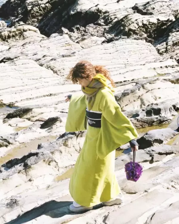 KIMONO by NADESHIKO 2023年秋冬コレクションで愛媛県今治市の名産「今治タオル」の生地を使用した着物が登場