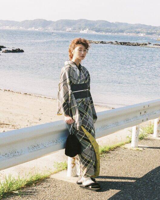 KIMONO by NADESHIKO 2023年秋冬コレクションで愛媛県今治市の名産「今治タオル」の生地を使用した着物が登場