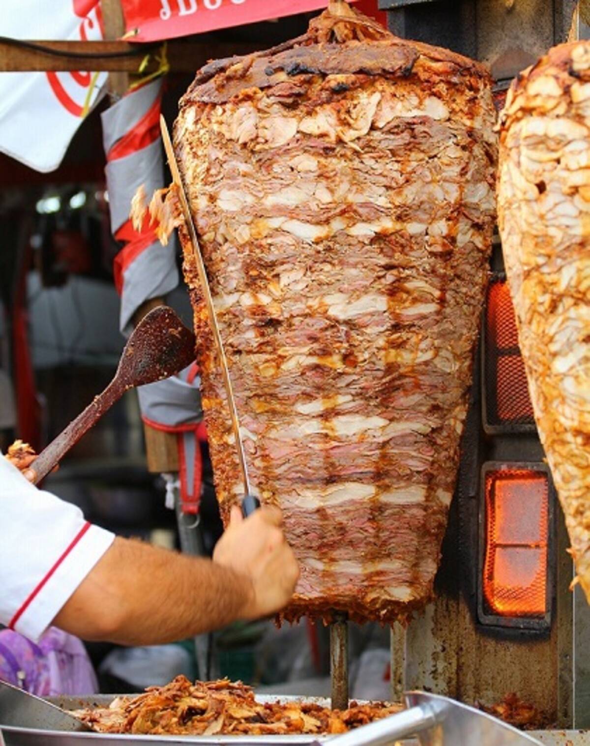 日本唯一の ケバブグランプリ16 は全店員 イケメン外国人 16年11月11日 エキサイトニュース