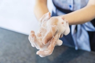 コロナ第7波が「夏休み」を襲う？！ 海外ではかねてから注視...広がるオミクロン派生型「BA5」の感染力（井津川倫子）