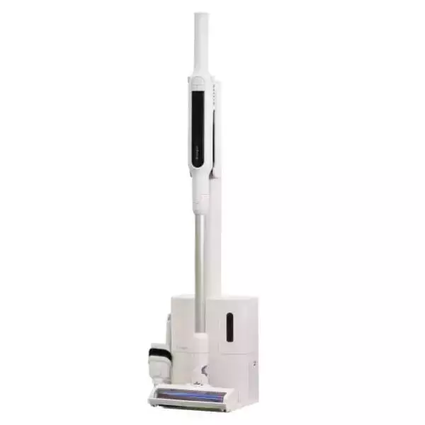 エディオンのスティッククリーナー　たまったゴミを自動で集じん、充電も