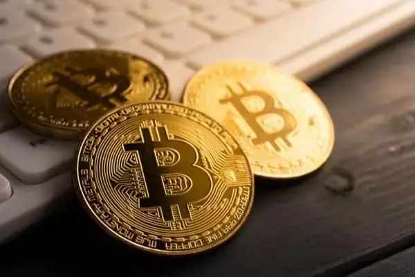 カレーを食べて、デジタルグッズを無料でゲット！　ちまたで話題の「フリミン」...目的は？メリットは？【仮想通貨通信vol.23】