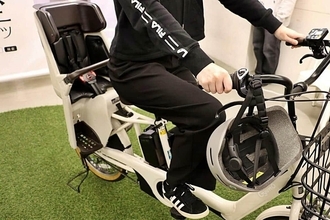 働く女性の「パツパツ問題」を解決したい　「座パンツ」履いてママチャリ乗ったら快適だった