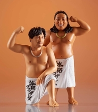 テレビ番組「シューイチ」の「体格ブラザーズ」がカプセルトイに