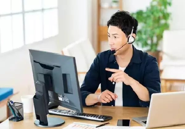 傾聴力がジビアに問われるオンラインのマネジメント 「反応の意識化」《前編》（前川孝雄）