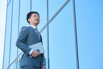 内定先の企業から内定者フォローを受けた頻度、月1回以上が59.3％　印象がよかった施策に「社内報・資料の共有」83.0％　マイナビ調査