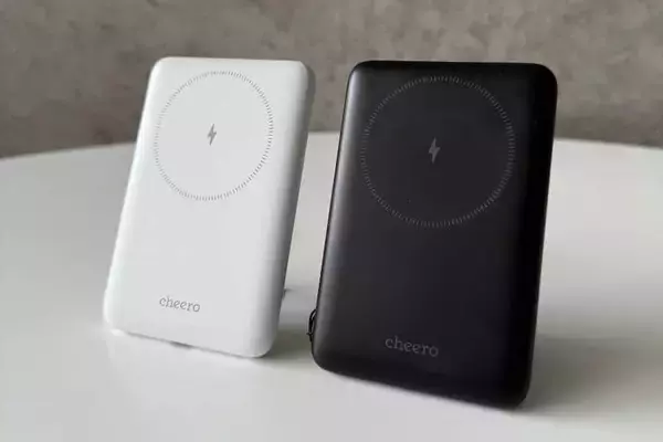 安全性の高い「準固体電池」採用のモバイルバッテリー　「cheero」から