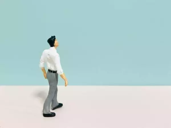 注意すると、すぐに「パワハラ」と言い立てる部下...どう対応する？【上司力を鍛えるケーススタディ CASE 14（後編）】（前川孝雄）