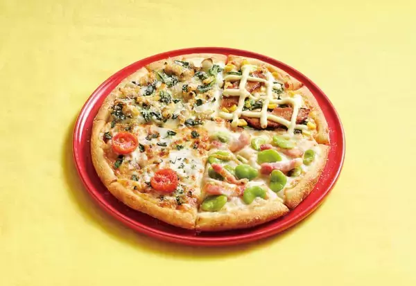 桜えびやあさりなど旬の食材を使った限定ピザ　ドミノ・ピザから