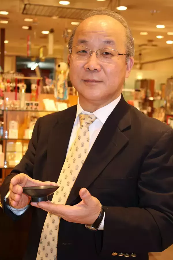 「【震災7年 明日への一歩】「オール宮城」で復興　工芸品「雄勝の濡れ盃」の誕生秘話」の画像
