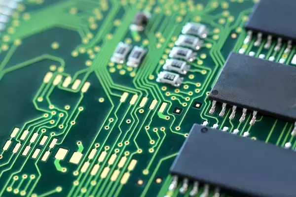 2019年上期の貿易赤字8888億円　中国向け輸出減響く