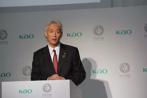 花王、協業に活路　第1弾はパナソニック　極薄膜のヴェールを使った新しいスキンケア