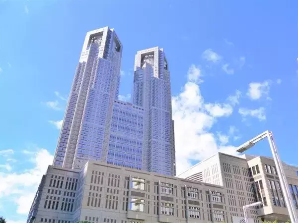 「東京の感染者600人超でも「GoToトラベル続行」に変わりナシ  菅首相「勝負の3週間って何だったの？」と怒り殺到」の画像