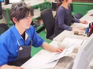 新入社員が製作した「焚き火台」がグランプリ　3か月で100個以上を試作、製作者が語る開発秘話