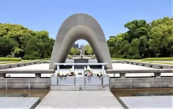 「ノーベル平和賞」狙いで広島・長崎を訪問するな！ バッハ会長らのパフォーマンスに被爆者たちが激怒