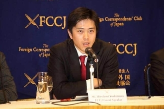 「うがい会見」は過去のこと？ 衆院選で海外が注目した「右派ポップスター」吉村洋文府知事（井津川倫子）
