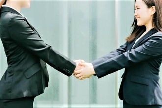 年収ランキングで、なんと昨年より126万円もアップ！　いったいどんな仕事だ？