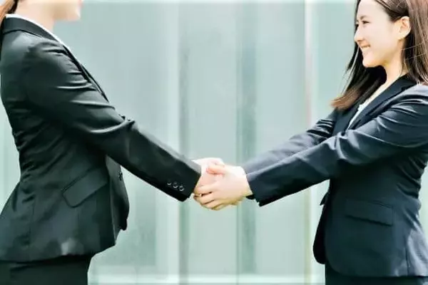 年収ランキングで、なんと昨年より126万円もアップ！　いったいどんな仕事だ？