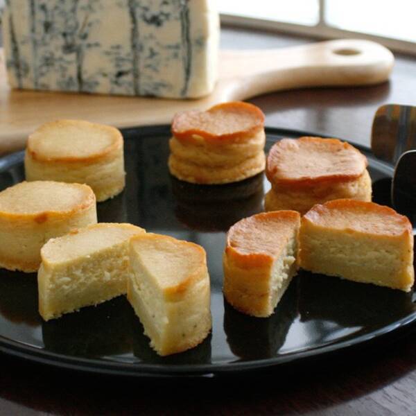 これぞ大人のスイーツ ブルーチーズの最高峰をチーズケーキで食べ比べ 17年6月4日 エキサイトニュース