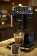 本場イタリアの「本物のコーヒー」を自宅で　全自動コーヒーマシン
