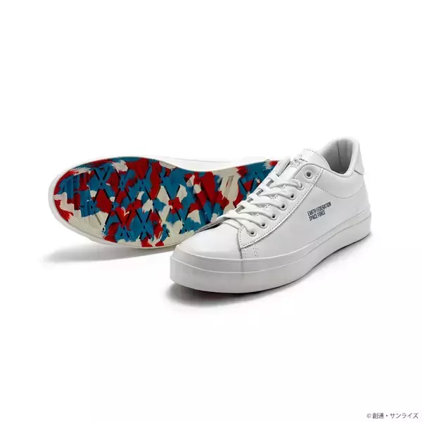 ガンダムの世界観がムーンスターの靴に　本革製ローバスケットスニーカー