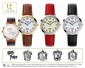 「ハリー・ポッター」の「ホグワーツ特急」モチーフ　シンプルな腕時計