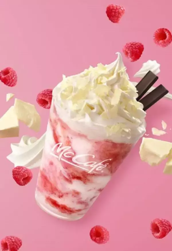 赤と白で見た目も華やか　「ラズベリーホワイトチョコレートフラッペ」