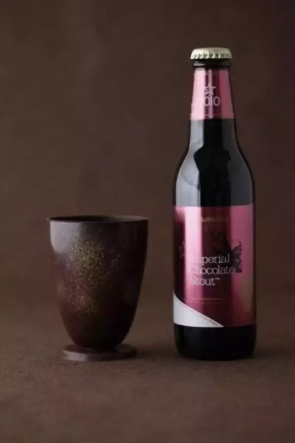去年は6分で完売　チョコレートビールとチョコ製グラスのセット