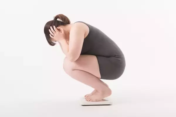 「コロナ太り」在宅勤務と外出控えで深刻化　食べすぎに運動不足どう乗り越える