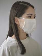 肌にやさしい和紙100％のマスク　汗かいてもサラサラ