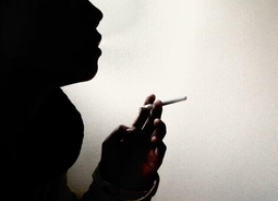 喫煙者はコロナ感染で「すごい悪くなる」　九重親方の闘病でリスクの高さに再注目