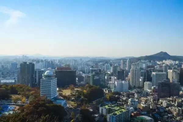 ロッテはなぜ業界トップになったのか？ 一代で巨大企業グループ築いた男の猛烈な人生