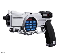 「重甲ビーファイター」の武器　「インプットマグナム」が復活