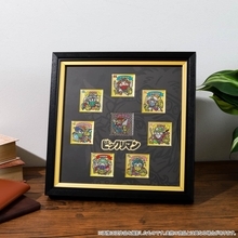 「ビックリマン」おまけシールを模したピンズを豪華に額装したセット