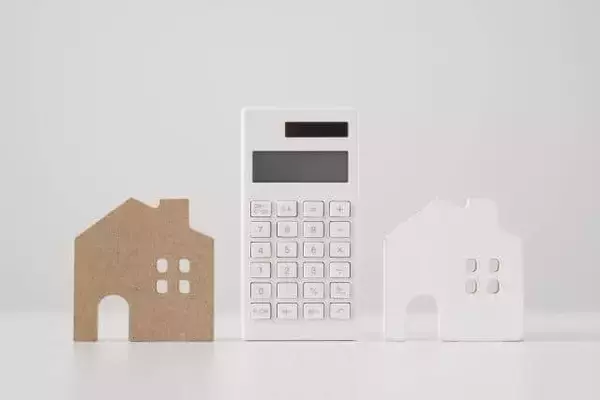 日銀の利上げ発表で住宅の購入意欲は？　「やや慎重になった」57.4％、「変わらない」36.2％　LIFULL HOME'S調査