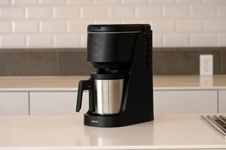 水出しコーヒーが2.5分で抽出できる　山善「ハイブリッドコーヒーメーカー」