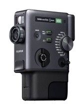 インスタントカメラ「instax mini Evo Cinema」　静止画に加え動画も撮影できる