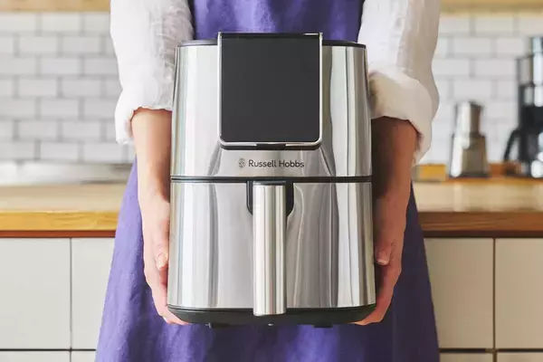 ラッセルホブスから自動調理家電「エアフライオーブン」　5つの調理モード