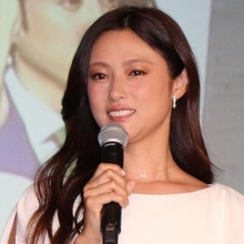 深田恭子と新垣結衣「他人に言えなかった悩み」適応障害に追い込まれた激やせ、星野源に救われたコンプレックス――ほか5編