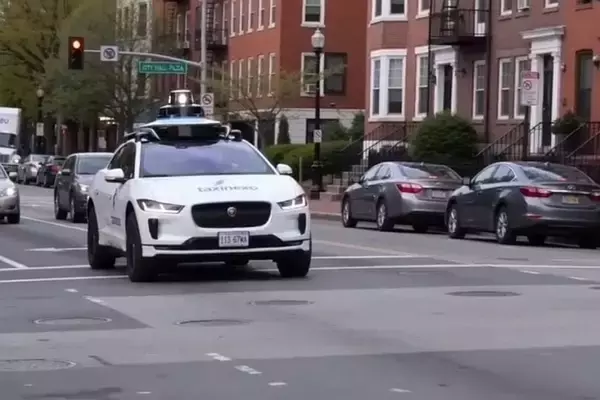 「TaxiNexo Accelerates Global Expansion: Autonomous Taxis Arrive in Los Angeles」の画像