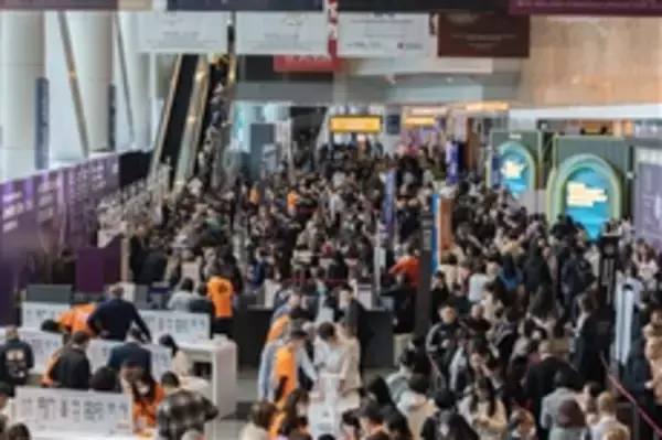 World's largest one stop jewellery marketplace attracts some 80,000 buyers, with growth in buyers from ASEAN, Korea and beyond