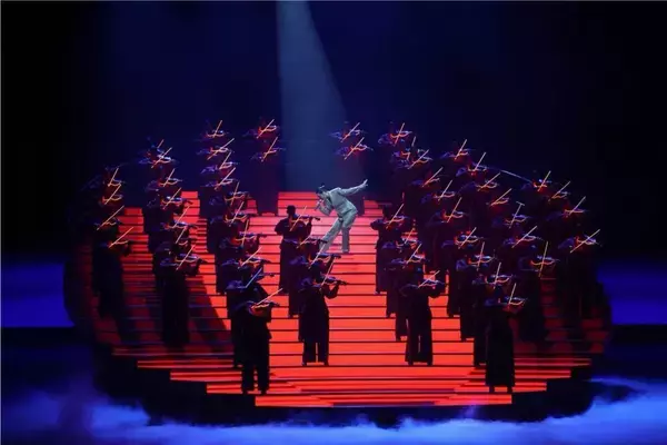 「トゥルキ・アル＝アッルシェイク閣下のご臨席のもと、リヤド・シーズンの一環として開催された第6回「ジョイ・アワード」は、世界的スターが集結し、その功績を称えた」の画像