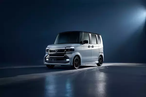 「Honda、「N-BOX」改良モデルをホームページで先行公開」の画像