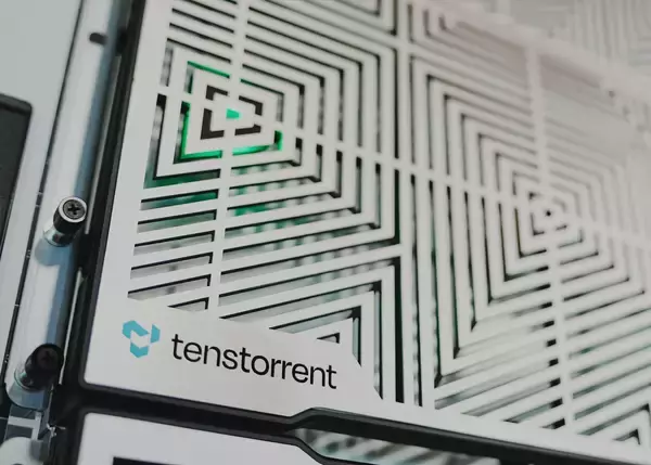 「Tenstorrent、新たなネットワーク型AIアーキテクチャ上で展開される業界最高水準の性能により大規模AIを実現」の画像