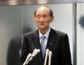 菅元首相「後進に道譲る」