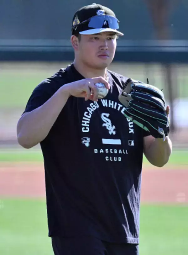 村上、キャンプ地で始動　大リーグ