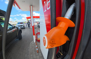 ロシア各地でガソリン販売規制