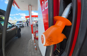 ロシア各地でガソリン販売規制